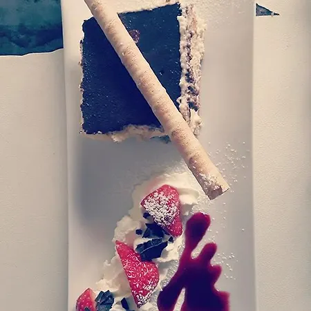 ラ クレマイエール ホテル